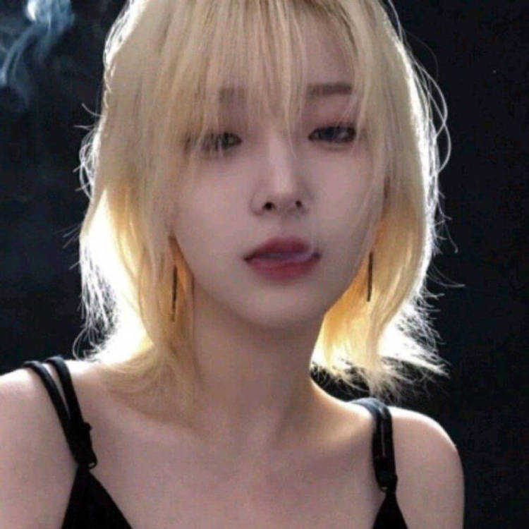 濑田宗次郎（身份：十刃最强、“天剑”、微笑的修罗） - 动漫新番免费在线观看 - 线上看电影
